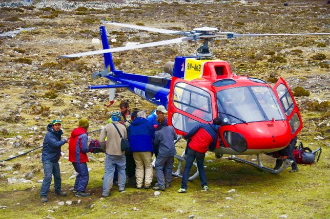 everest base camp trek in june